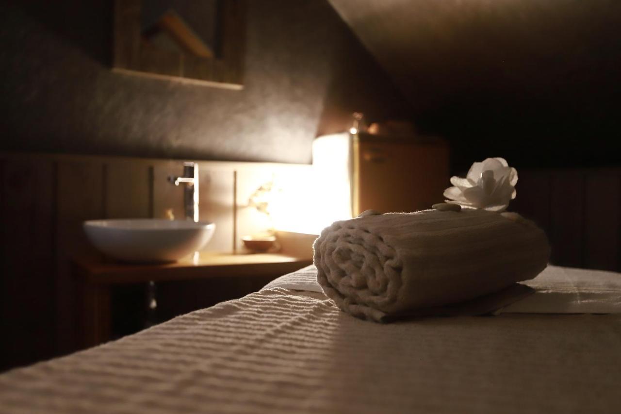 Hotel Antares & Spa Ла-Ривьер-Сен-Совёр Экстерьер фото
