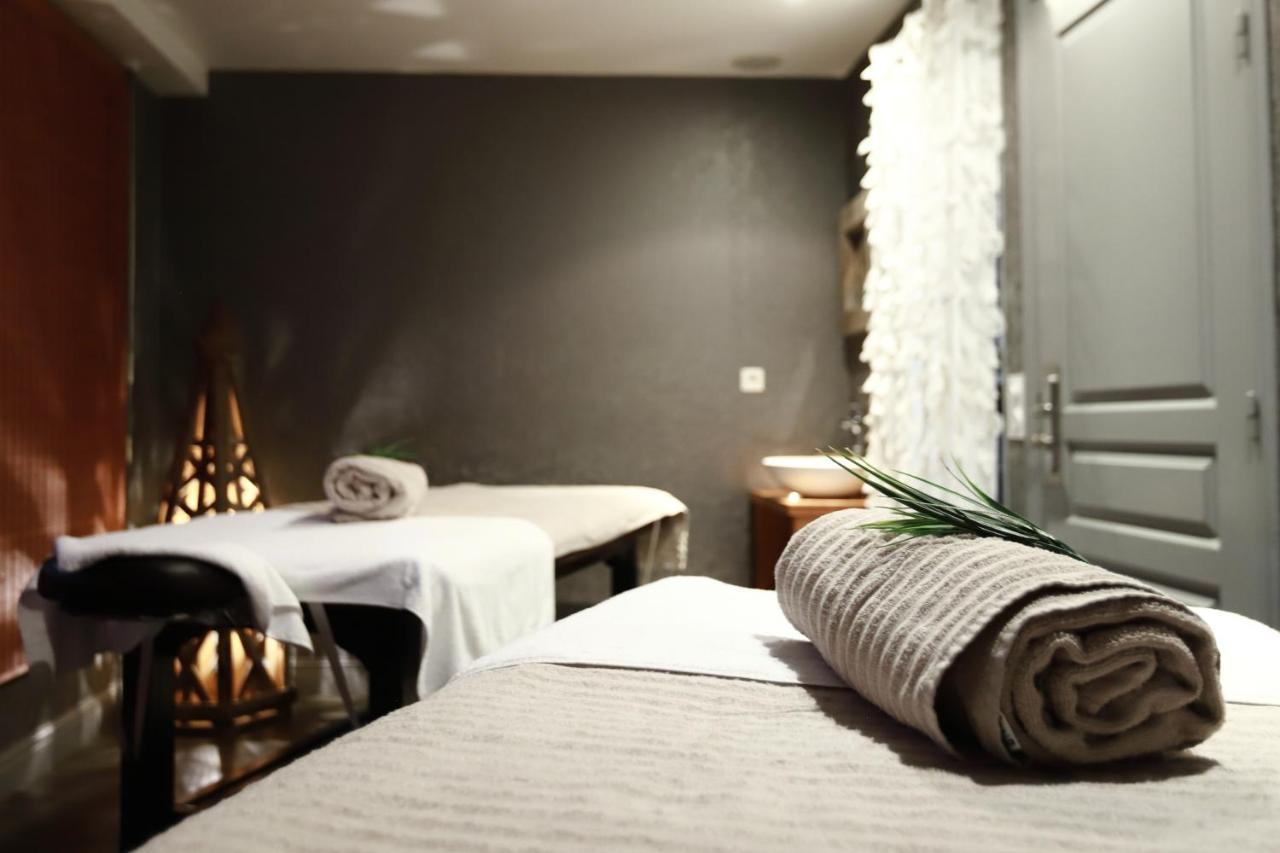 Hotel Antares & Spa Ла-Ривьер-Сен-Совёр Экстерьер фото